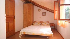 Unclassified image, 4 of 20, button - 2 bedroom stunning apartment in Ivan Dolac (Ivan Dolac)