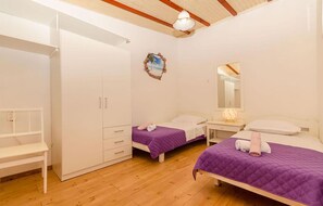2 bedrooms, free WiFi - 2 bedroom stunning apartment in Ivan Dolac (Ivan Dolac)