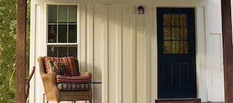 Charming 1-bedroom cottage in peaceful Chapin