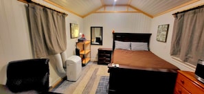 1 quarto, Wi-Fi de cortesia, roupa de cama