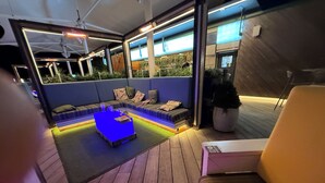 Interior - LuxeHaven - A  Luxury Hot Tub Holiday Home at Tattershall Lakes Country Park (Tattershall)