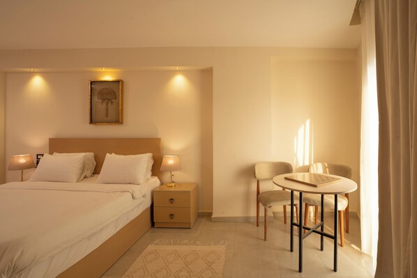 Comfort Suite, Balcony, Mountain View | Free WiFi - RIWAQ Pyramids Boutique  (Giza)