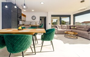 Interior - Beautiful home in Vir (Vir)