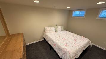 Desk, iron/ironing board, free WiFi, bed sheets