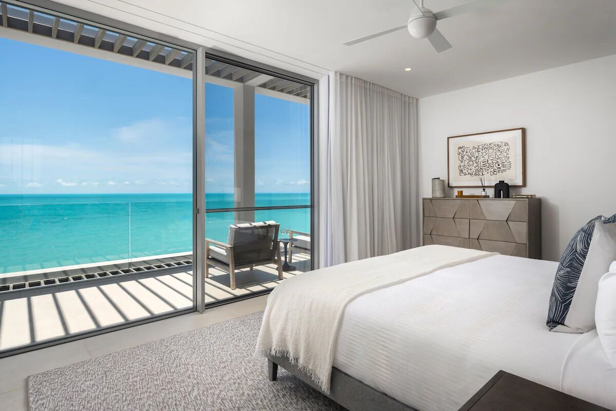 Silitysrauta/-lauta, ilmainen Wi-Fi, vuodevaatteet