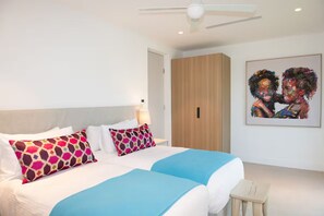 Een strijkplank/strijkijzer, gratis wifi, beddengoed