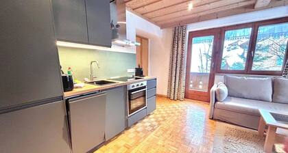 Haus Wallis - Apartment Knusperhaus - Ski-In and Out at Ski Arlberg