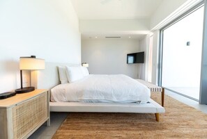 Bügeleisen/Bügelbrett, kostenloses WLAN, Bettwäsche