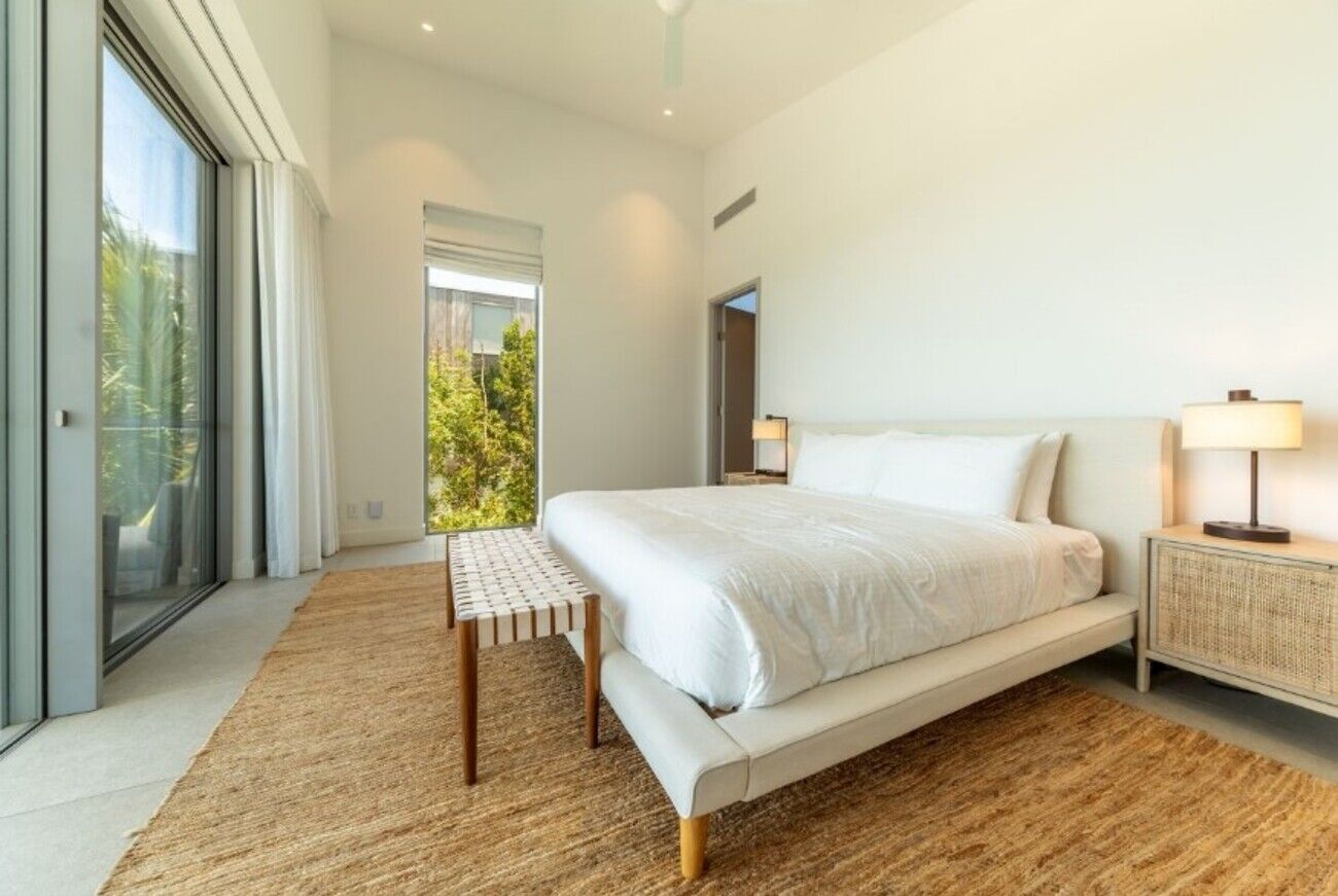 Silitysrauta/-lauta, ilmainen Wi-Fi, vuodevaatteet