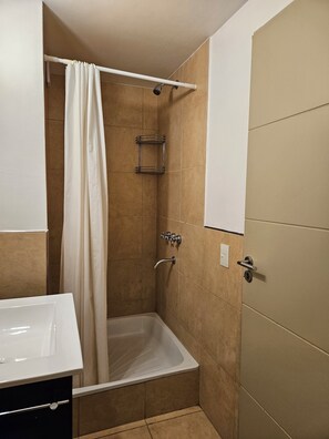 Hair dryer, towels - Comfortable and central studio with view to Nahuel Huapi lake (San Carlos de Bariloche)