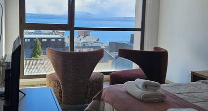 Comfortable and central studio with view to Nahuel Huapi lake