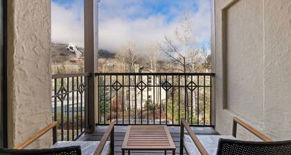 Ski Chalet Beaver Creek - Ski In/Ski Out, Hot Tub, Tennis