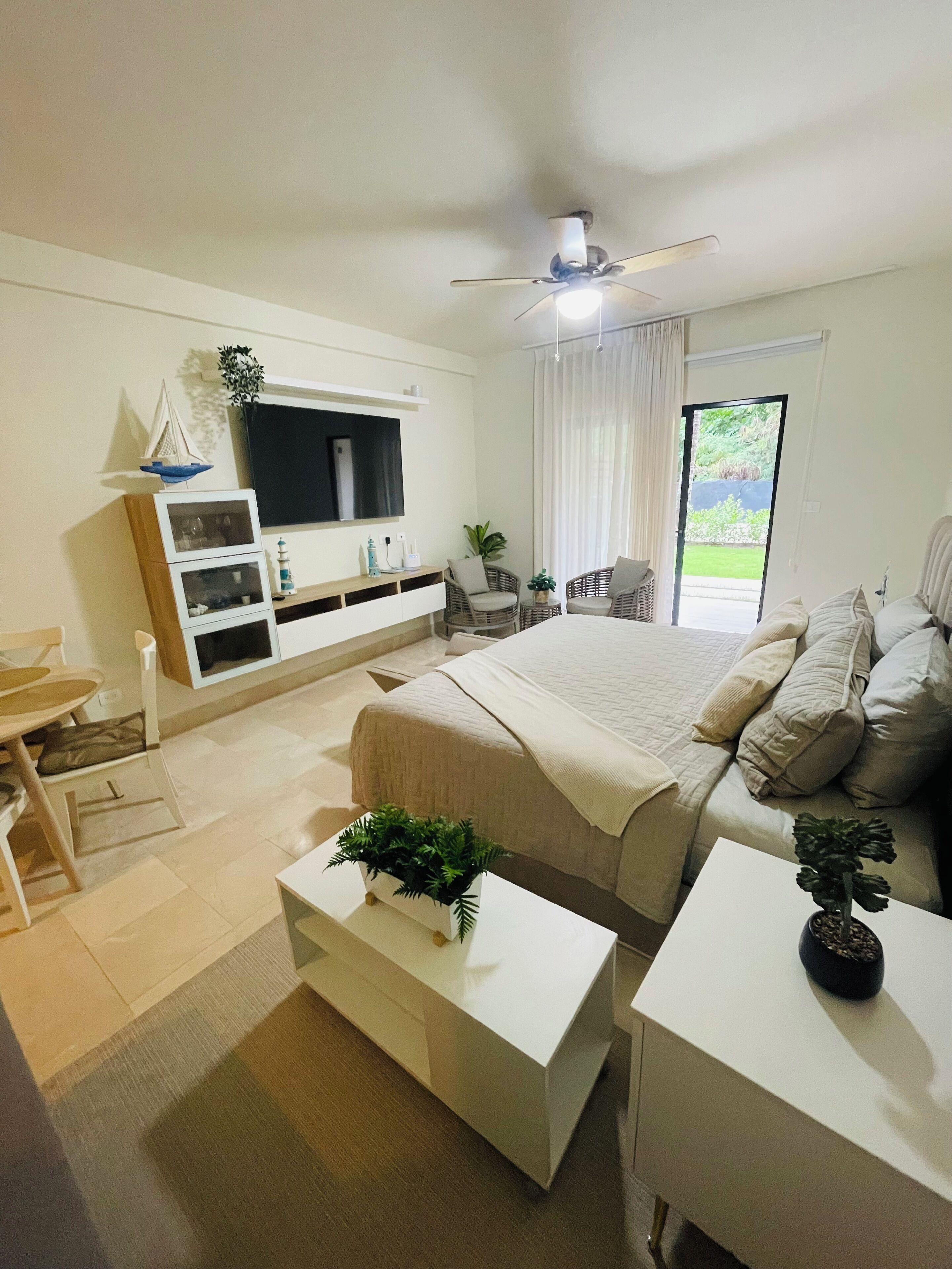 Condo, Balcony | Blackout drapes, iron/ironing board, free WiFi