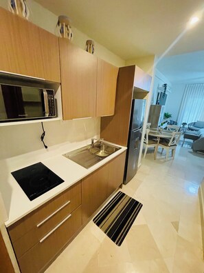 Appartement, balkon | Privékeuken