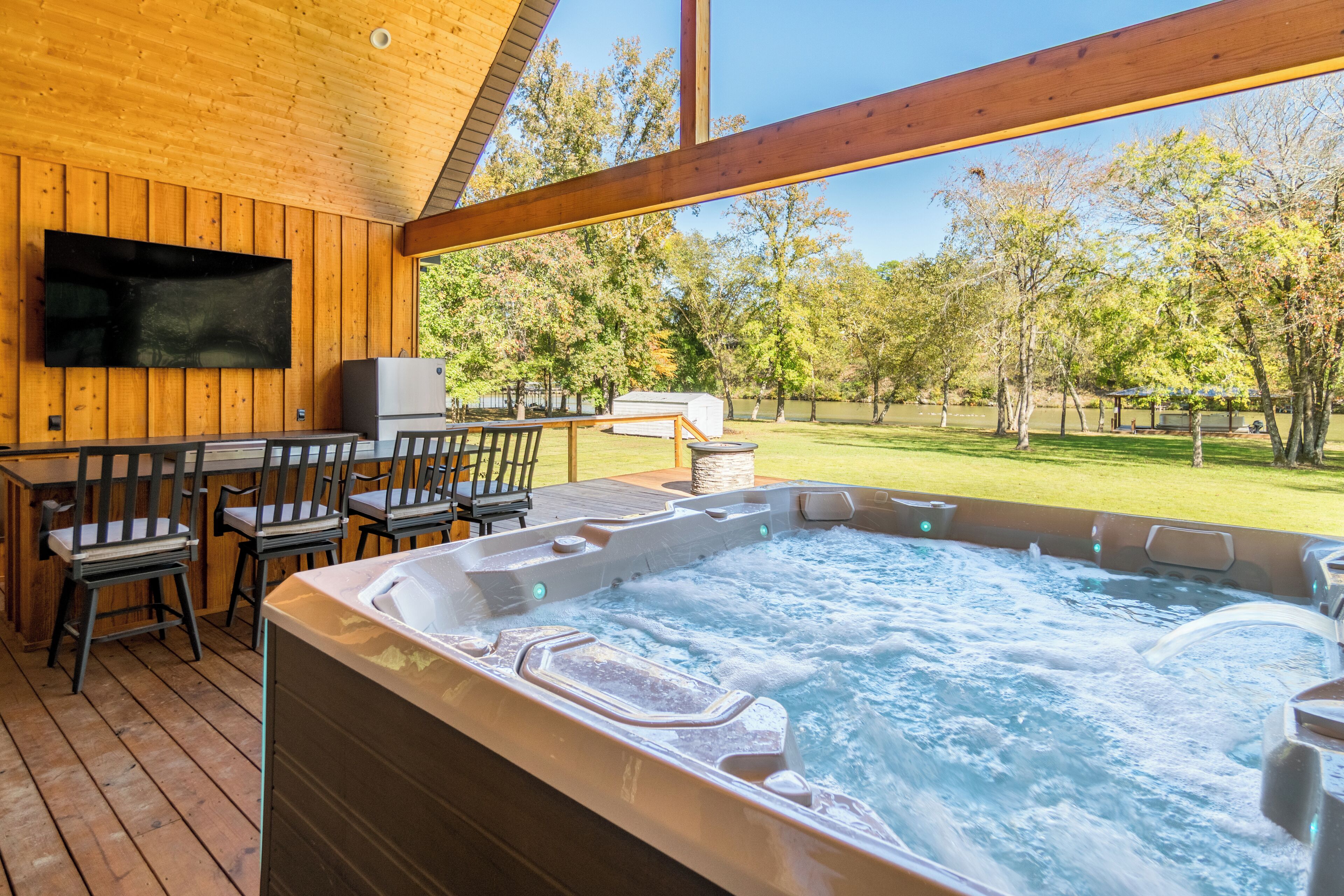 مغطس سبا خارجي