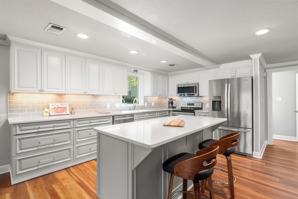 Micro-ondes, four, plaque de cuisson, lave-vaisselle