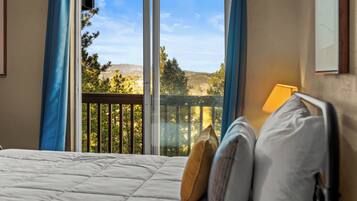 4 間睡房、熨斗/熨衫板、免費 Wi-Fi、床單