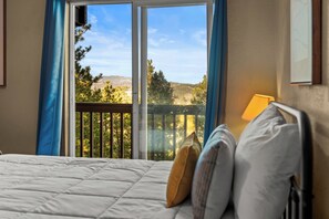 4 habitaciones, tabla de planchar con plancha y wifi gratis 