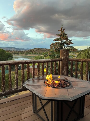 Charming Lake Retreat Surrounded by Beautiful Views, ATV Trails, & Lakes.