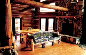 تلفزيون، مدفأة