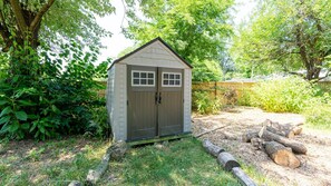 المنطقة المحيطة بالمنشأة