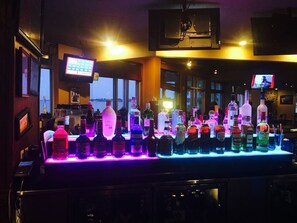 Bar (on property) - Spacious King Room w/ Lakeside Views – Near Higgins State Park (Houghton Lake)