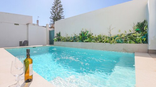 Esencia Andalucía Rociana del Condado by Ruralidays