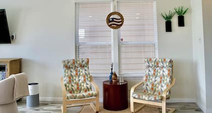 Copperfield Haven • Sleeps 14 Near Trails & Fun