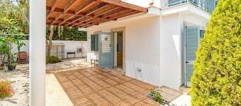 Peaceful Oasis Near the Sea with Private Pool - Just Minutes to Beautiful Anassa & Giannakis Beaches