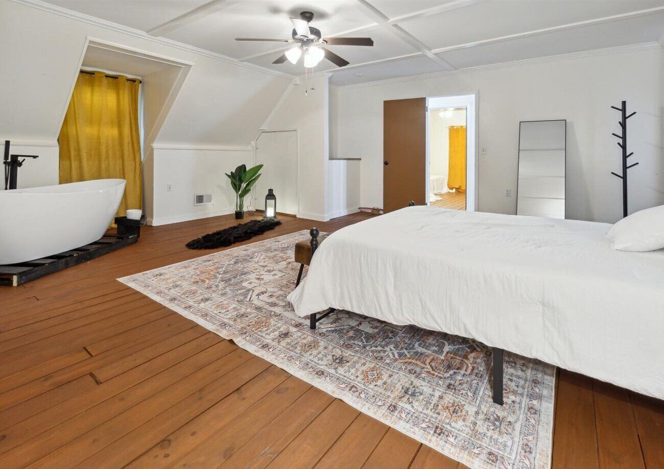 3 bedrooms, WiFi, bed sheets, wheelchair access