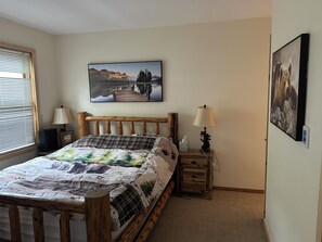 2 habitaciones, tabla de planchar con plancha y wifi gratis 