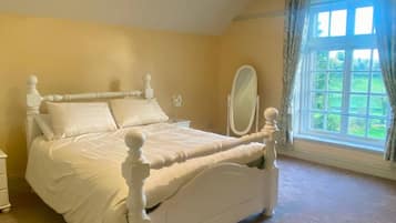 4 Schlafzimmer, Bügeleisen/Bügelbrett, WLAN, Bettwäsche