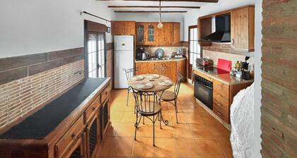 Magnifique maison Ă Montejaque