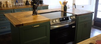 4-bedroom farmhouse in charming Lancaster with beautiful views.