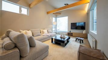 Een flatscreentelevisie