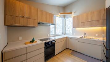 Casa clássico, vista para a montanha | Cozinha privada | Geladeira