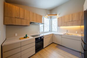 Hus Classic - utsikt mot bergen | Eget kök | Kylskåp