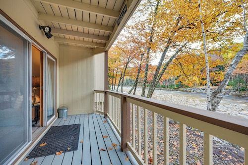 Ski, Hike & Unwind! Riverfront Getaway in Lincoln