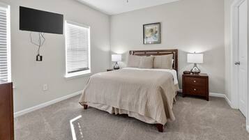 Desk, iron/ironing board, WiFi, bed sheets