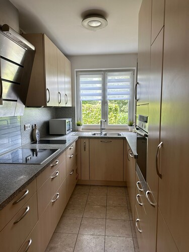 Charming corner terraced house with fireplace & garden - 20 min. to Marienplatz