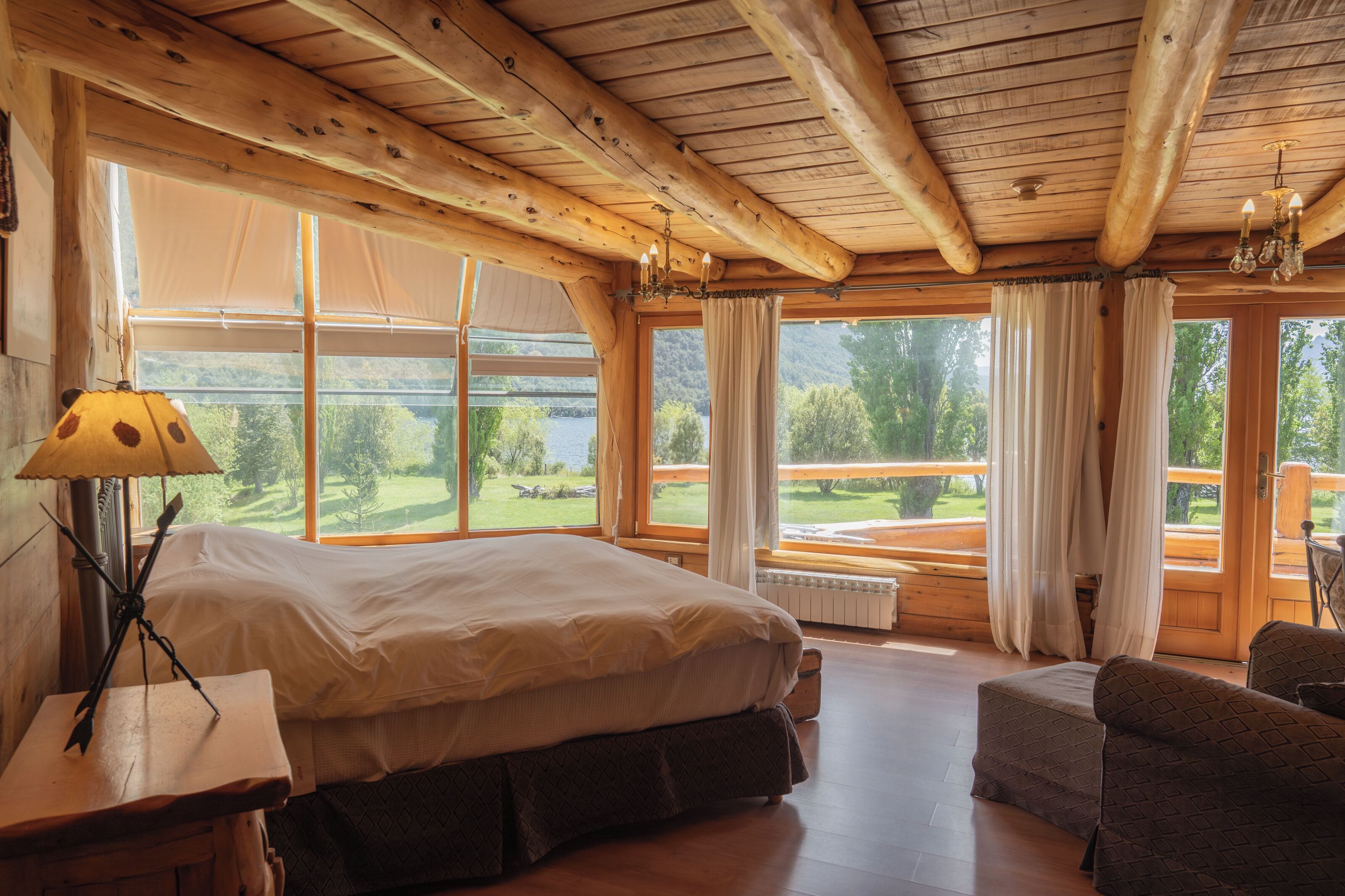 Suite, Balcony, Lake View | In-room safe, blackout drapes, free WiFi