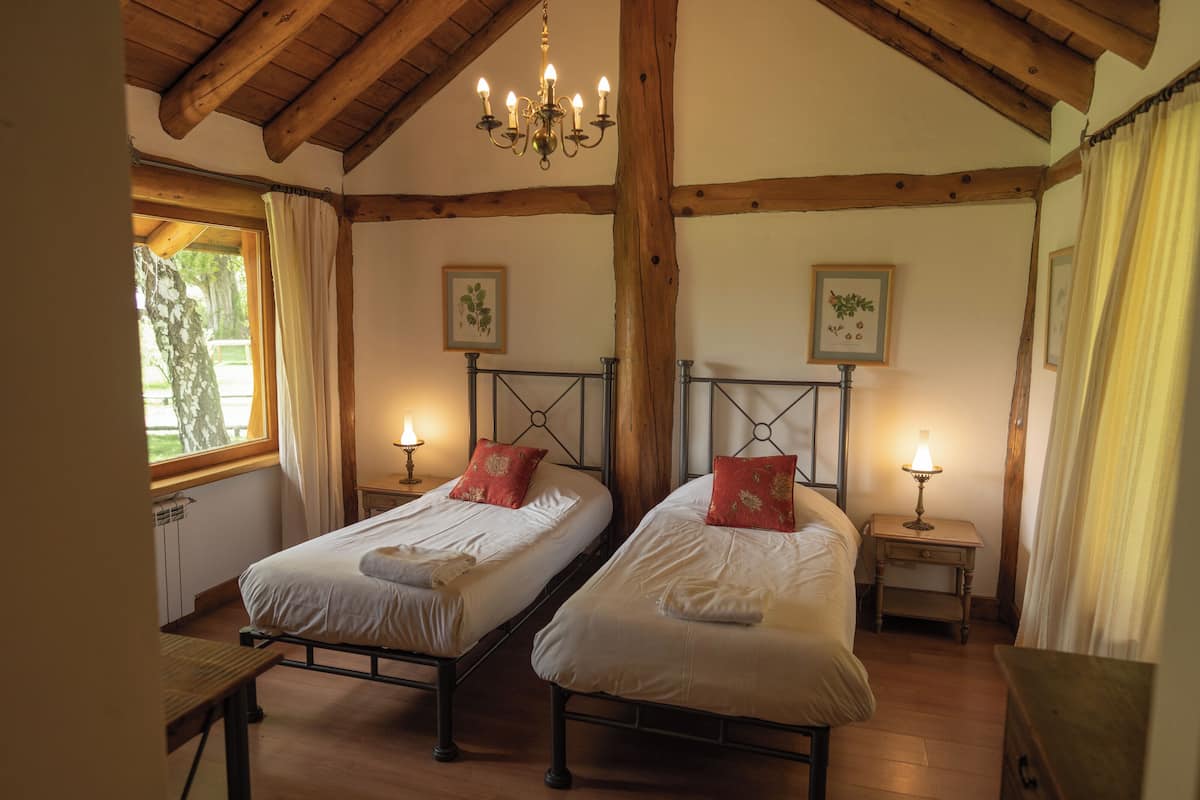 Suite, Lake View | In-room safe, blackout drapes, free WiFi