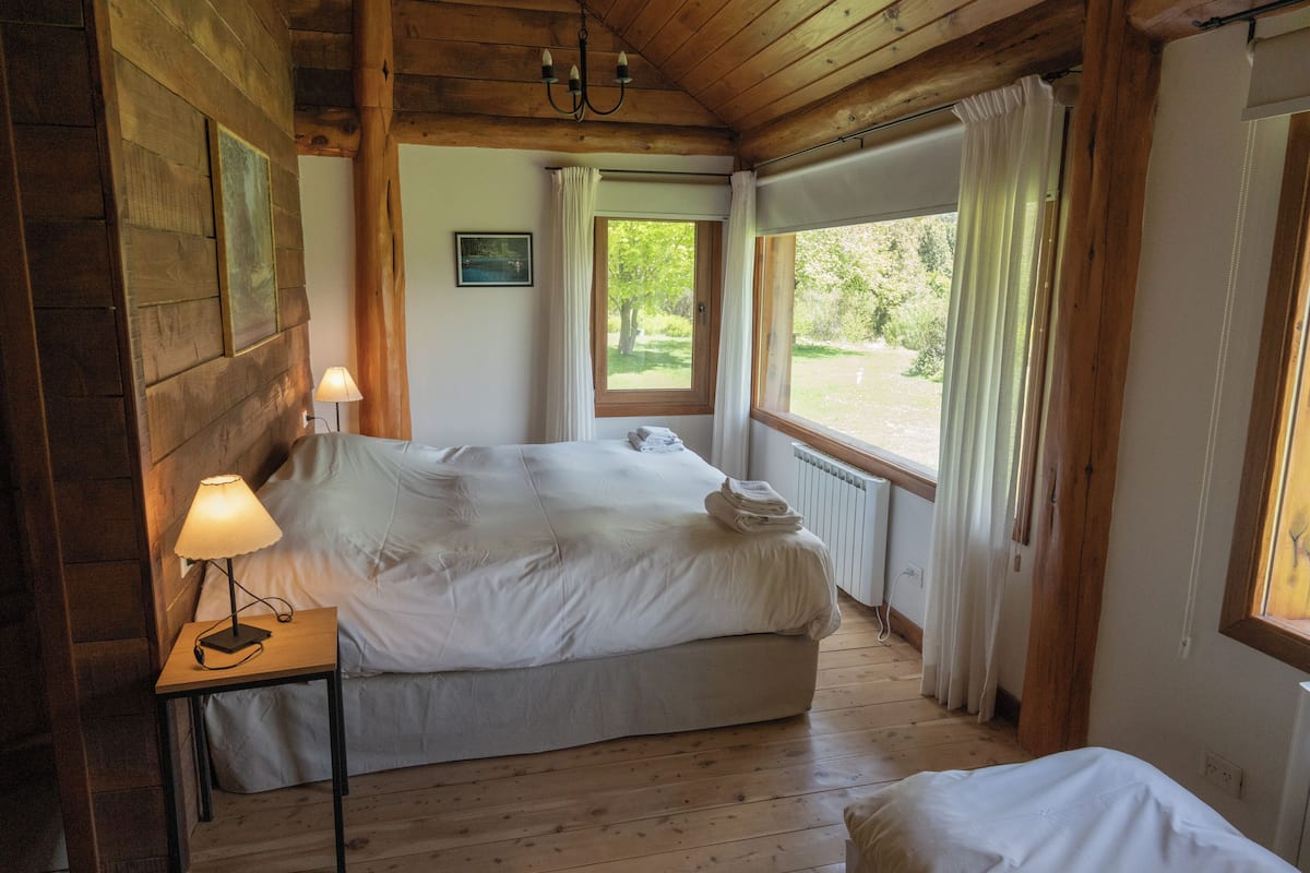 Suite, Lake View | In-room safe, blackout drapes, free WiFi