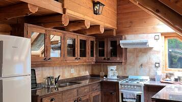 Cabin | Private kitchen