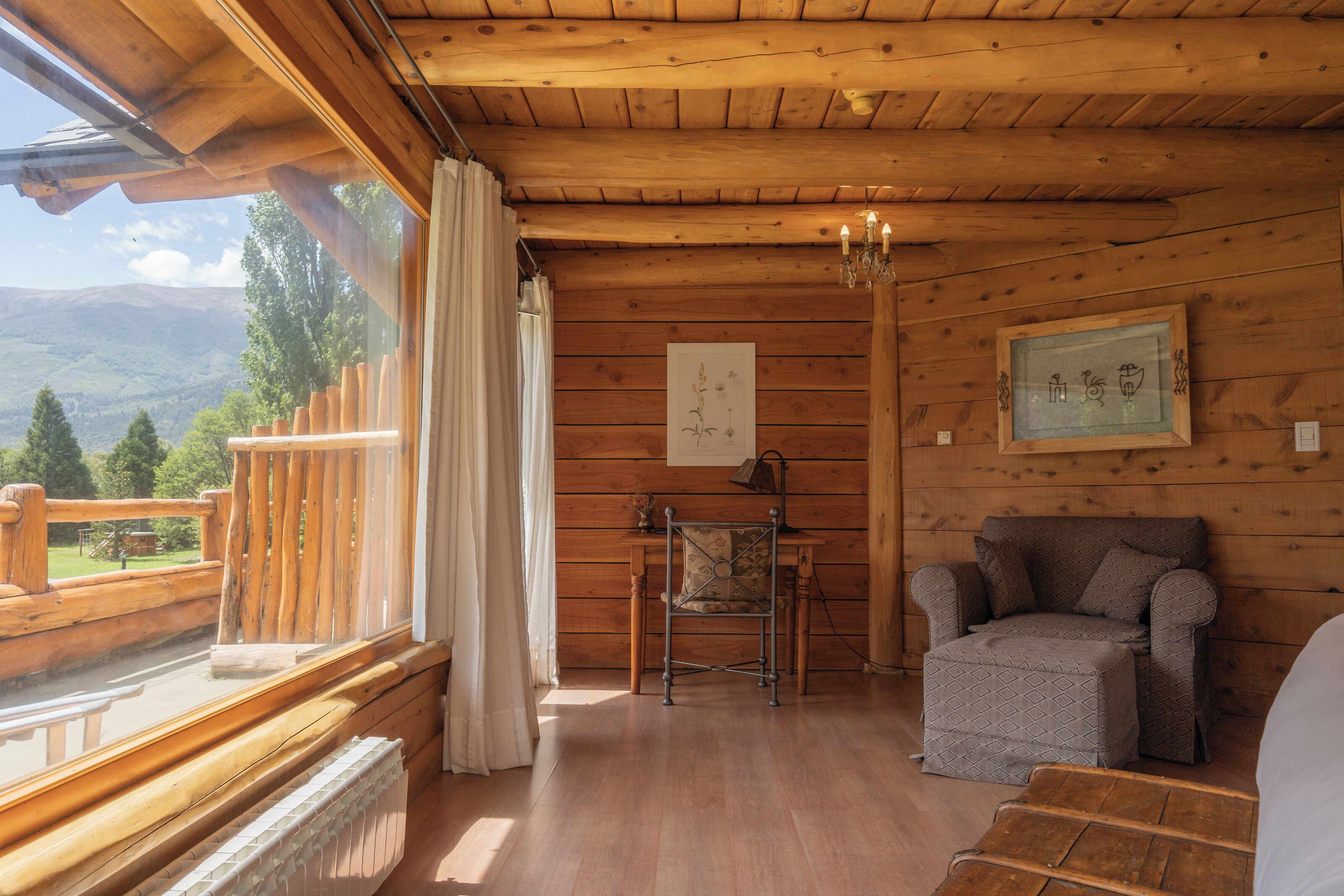 Suite, Balcony, Lake View | In-room safe, blackout drapes, free WiFi