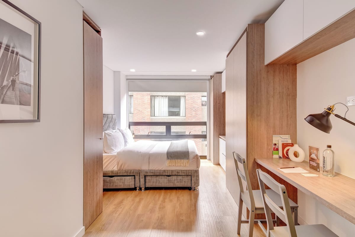 Apartment (513) | Iron/ironing board, free WiFi, bed sheets