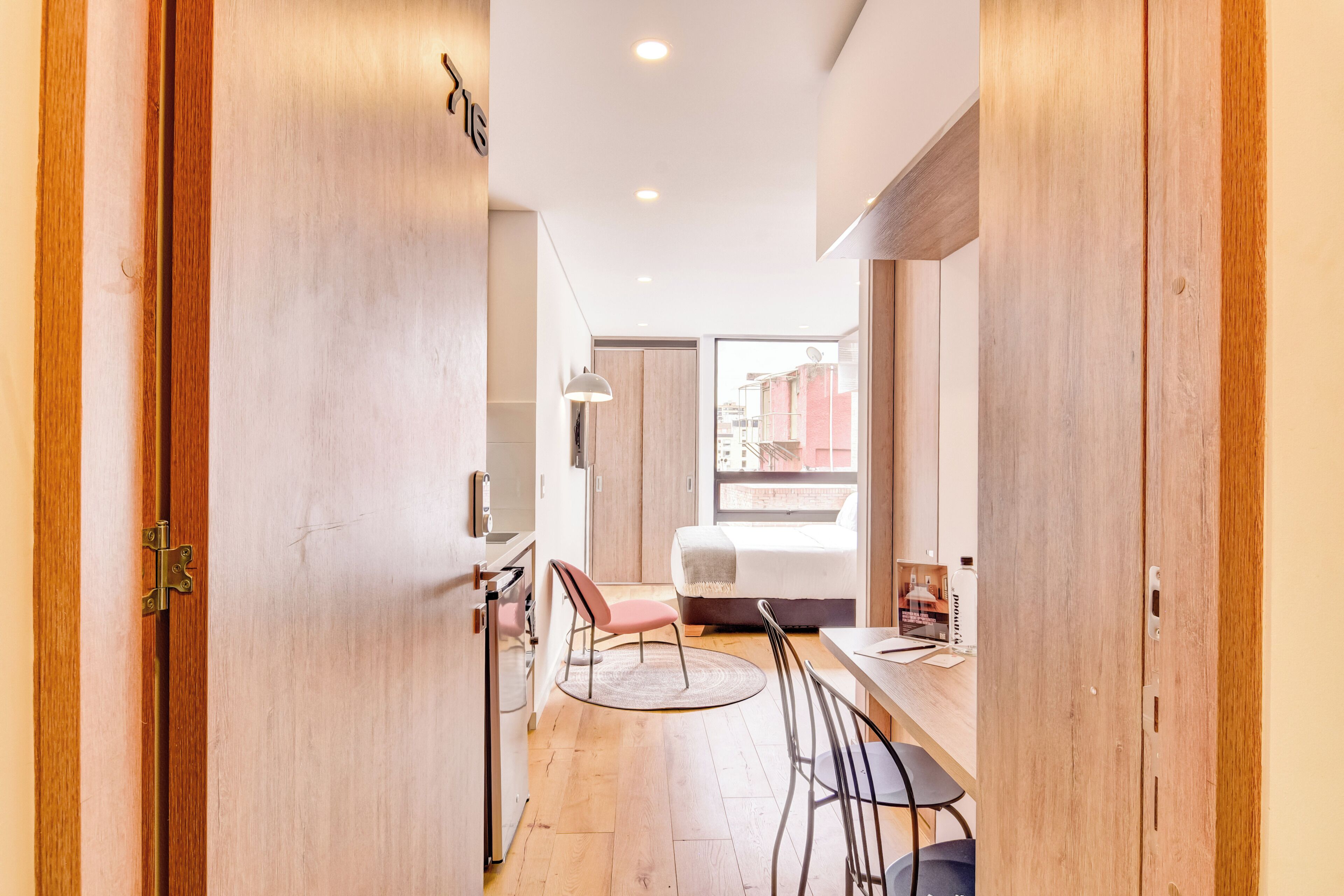 Strykjärn/strykbräda, gratis wi-fi och sängkläder