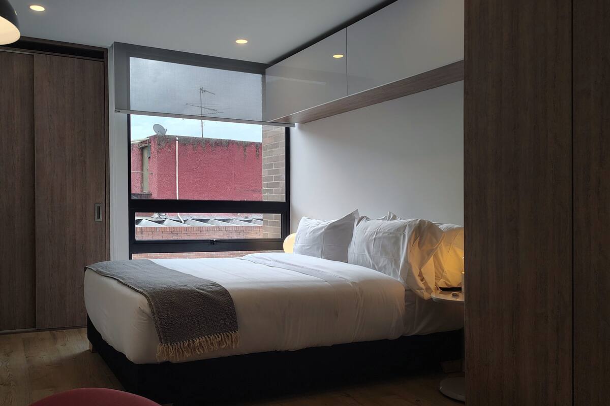 Apartment (716) | Iron/ironing board, free WiFi, individually decorated