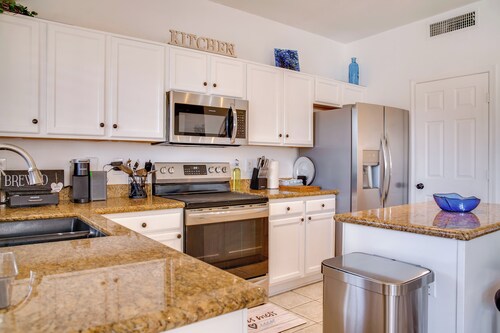 Close to Hospitals: Goodyear Family Home w/ Pool!