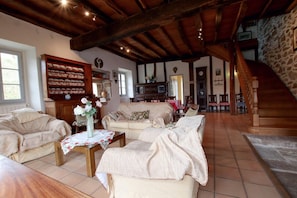 TV - ANIOTZ-BEHEREA - SARE (SARE)